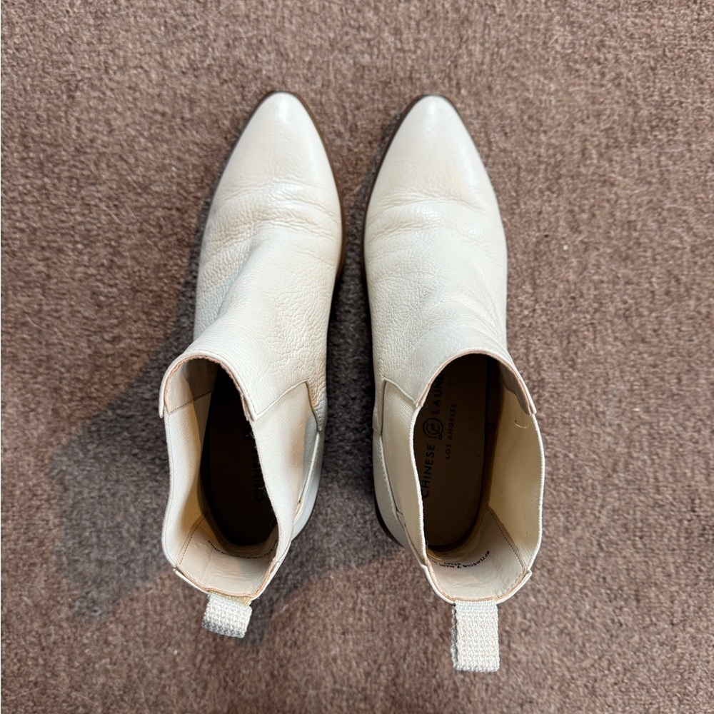 Chinese Laundry White Leather Bootie - Picture 2 of 6